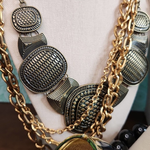 ****SOLD****Jewelry Lot 64. Vintage to Modern - Picture 9 of 16